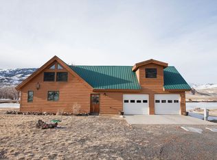 217 E River Rd, Emigrant, MT 59027