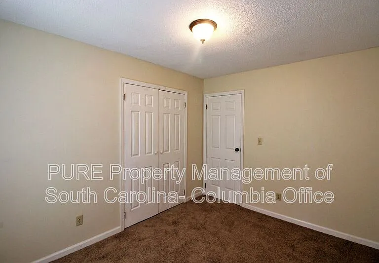 403 Charwood Ln — Photo 32
