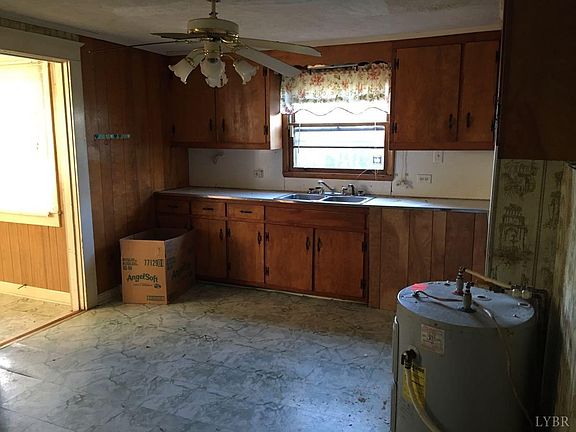 2nd image of 801 Park St