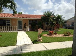 11845 SW 26th Ter, Miami, FL 33175