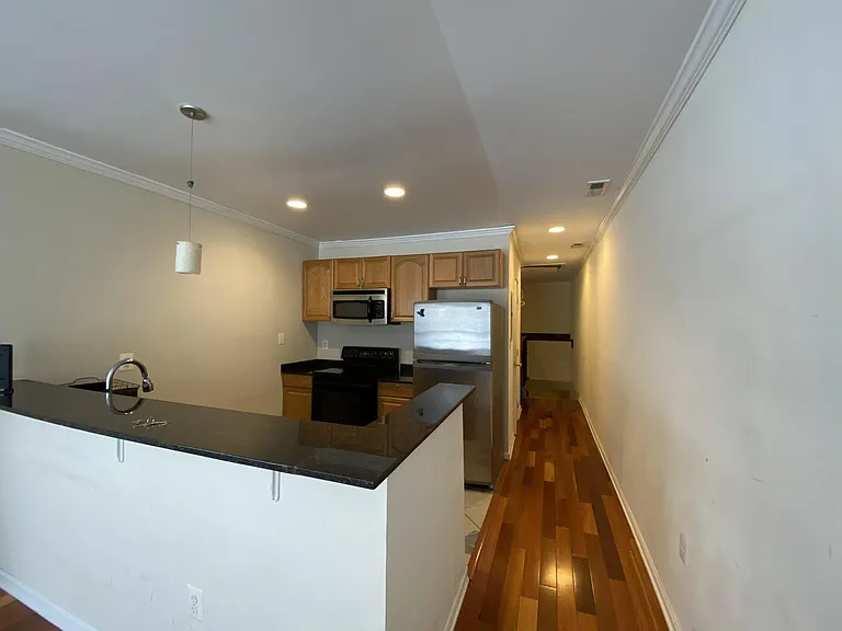 1413 Meridian Pl NW #2 — Photo 3