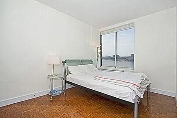 Rented by Maxwell Jacobs | media 52