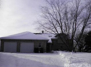 25825 Nicolai Ave, Cannon Falls, MN 55009