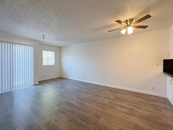 5th image of 112 N Michigan Ave APT 15