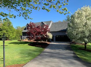 100 Smith Rd, Bedford, NH 03110