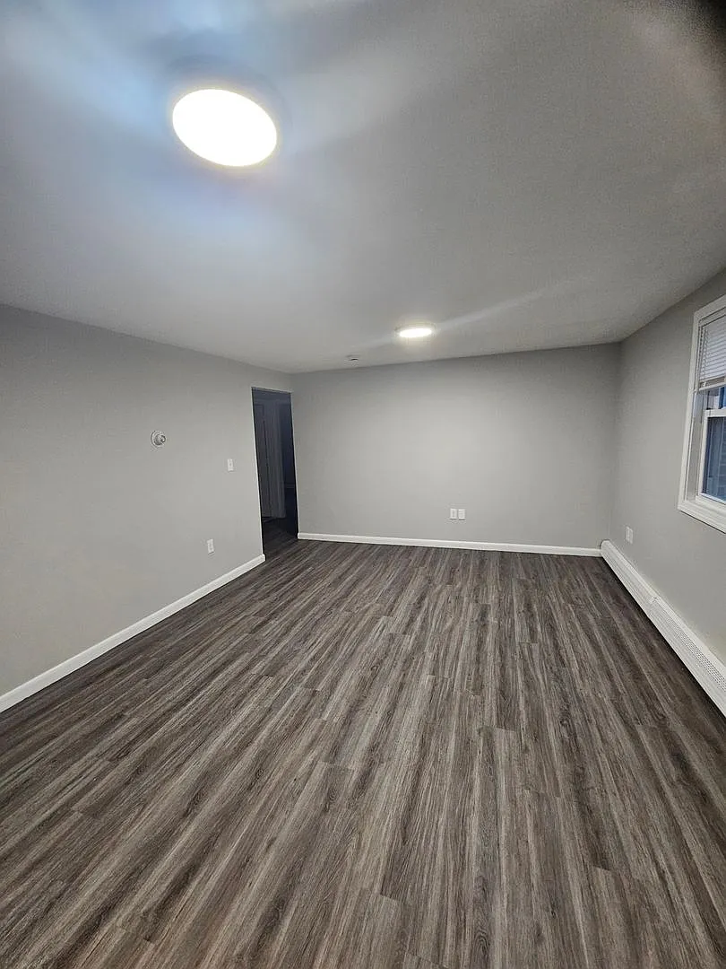 9 River Terrace — Photo 4