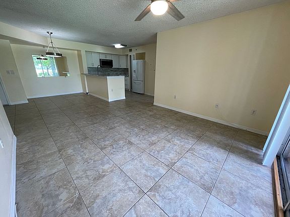 5th image of 1180 Wildwood Lakes Blvd APT 104