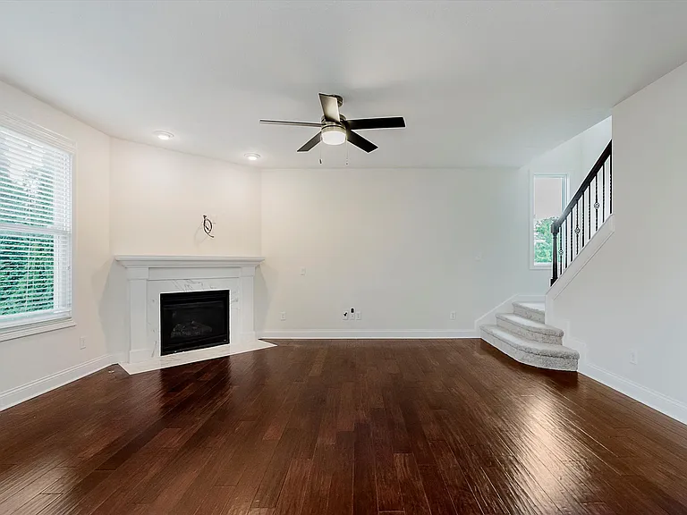 10264 Normandy Way — Photo 8