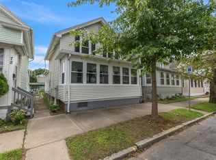 74 Pine St, Holyoke, MA 01040