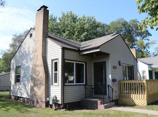 1378 Bishop Ave, Benton Harbor, MI 49022