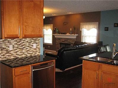 5th image of 7910 Highland Meadows Dr