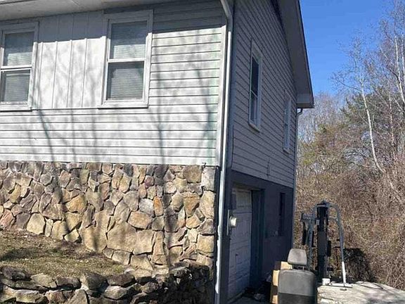 2nd image of 6719 Cate Rd