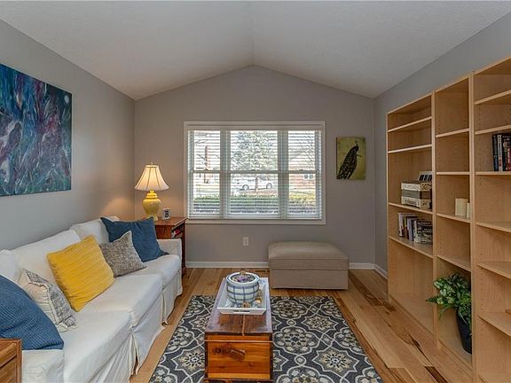 2nd image of 6860 Steinmeier Dr W