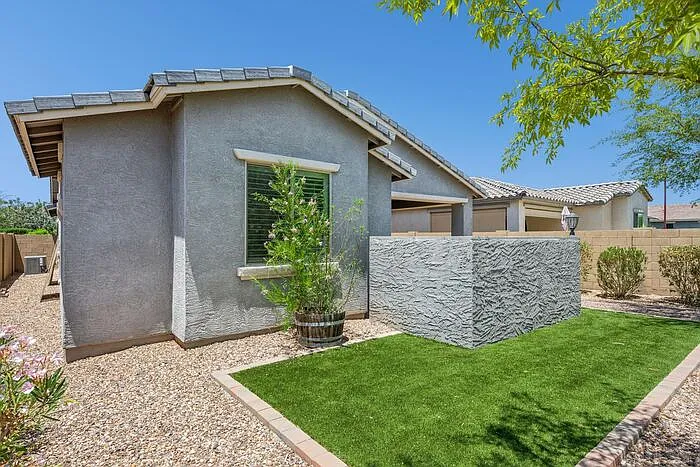 10445 E Tesla Ave — Photo 28