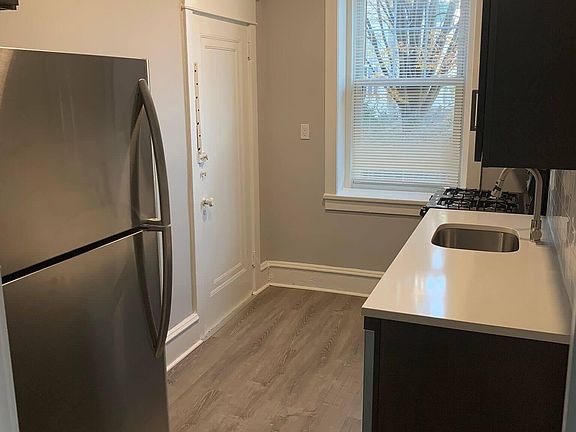 5th image of 6600 Lincoln Dr #4-3