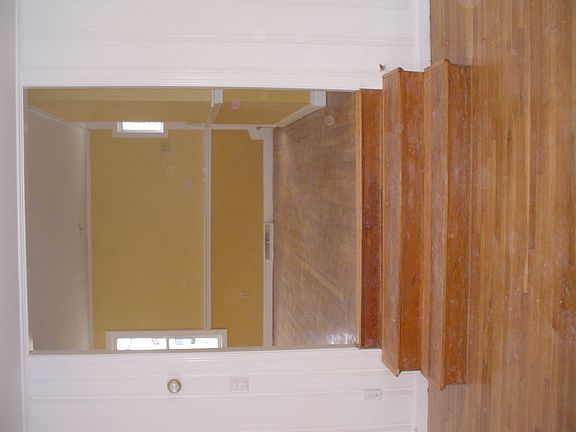 Entrance from living room to dining room