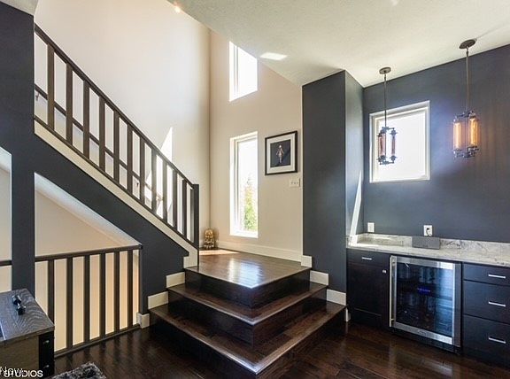 4th image of 2347-2353 City View Dr