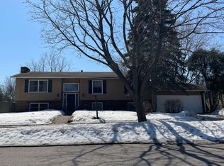 690 Iglehart Ave, Saint Paul, MN 55104