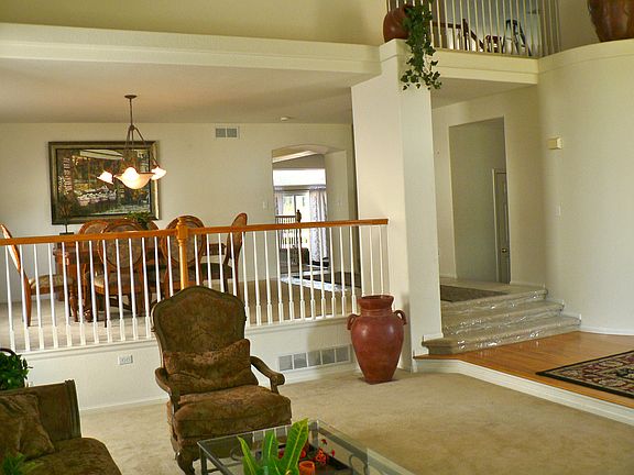 Formal Dining