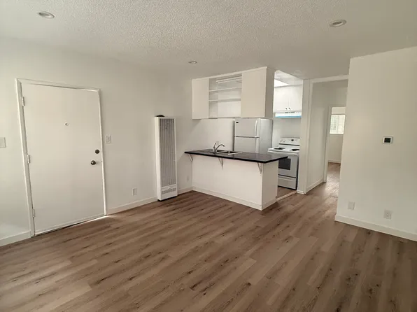 2038 Holly Dr #9, Los Angeles, CA 90068