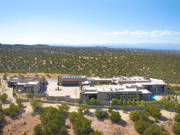 3275 Monte Sereno Dr, Santa Fe, NM 87506