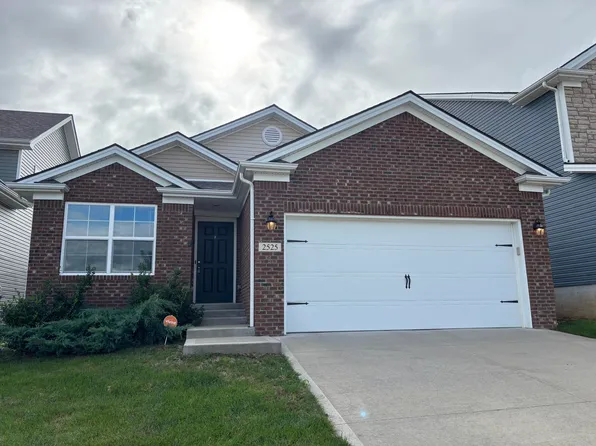 2525 Feathersound Way, Lexington, KY 40511