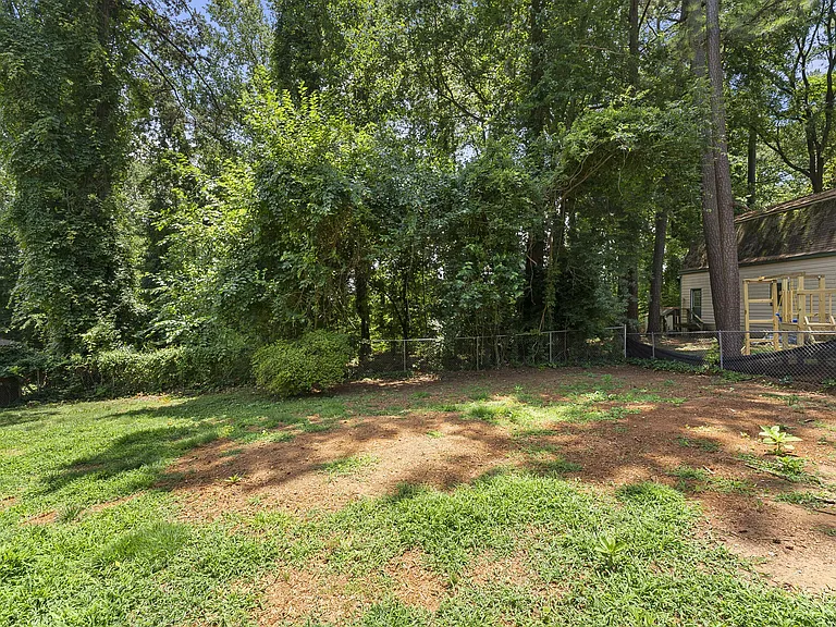 2808 Bardwell Rd — Photo 12