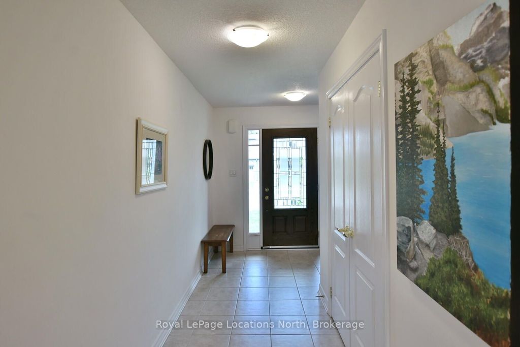 29 Archer Ave, Collingwood, ON - View 5