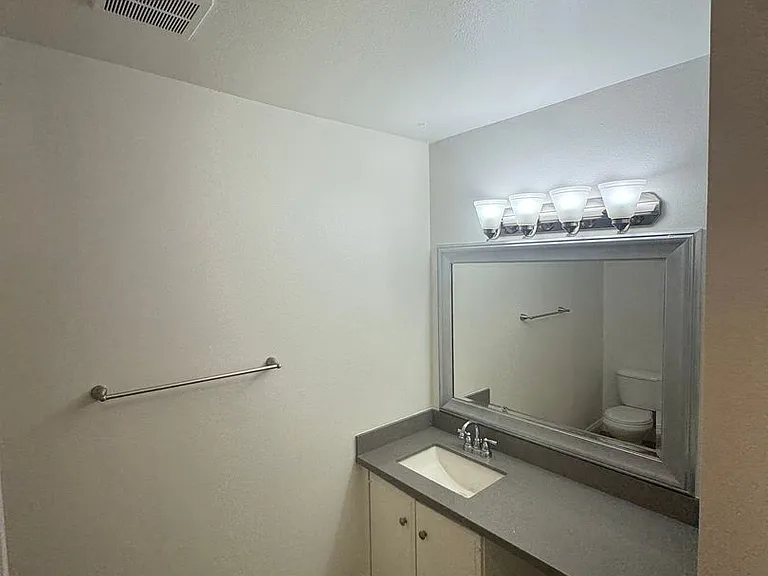 1636 Coriander Dr #A-D — Photo 7