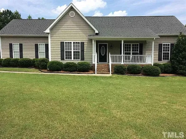 341 Braddock Dr, Lillington, NC 27546