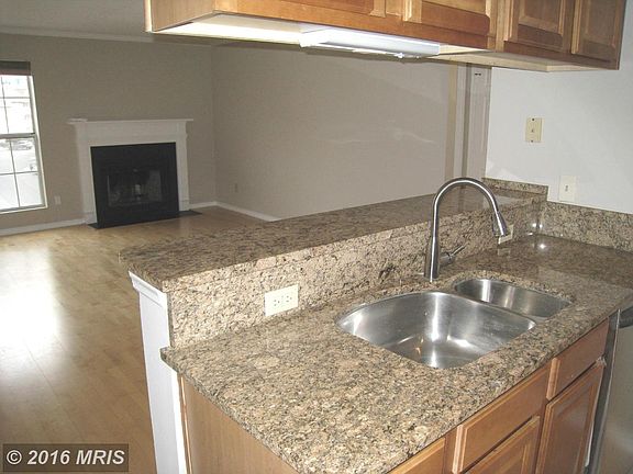 5th image of 1504 Lincoln Way APT 313