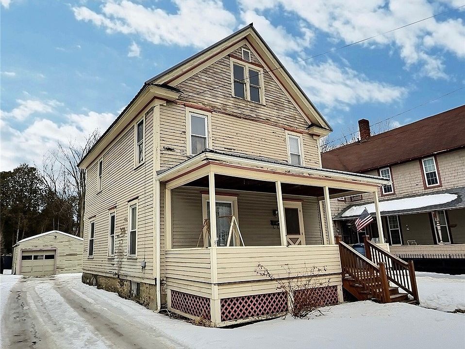 1st image of 98 Clinton Ave