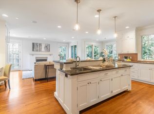 1032 Cabrillo Ave, Burlingame, CA 94010