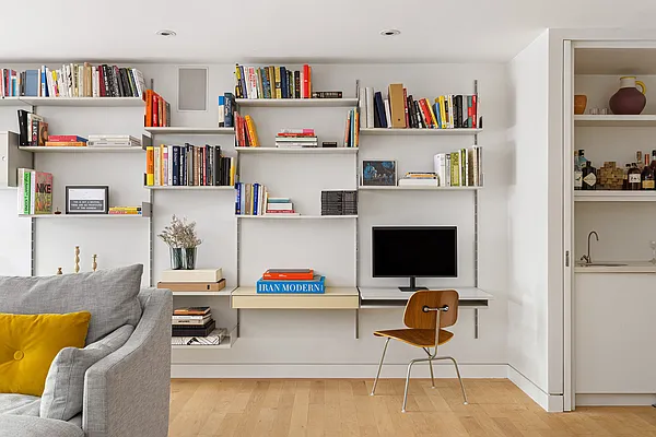 Sold by Douglas Elliman | media 16