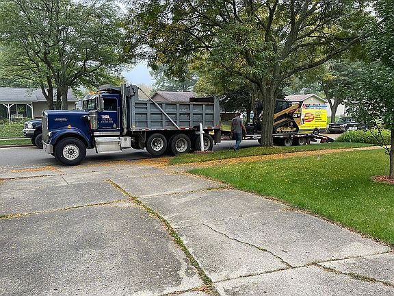 4th image of 1641 Southampton Dr SE