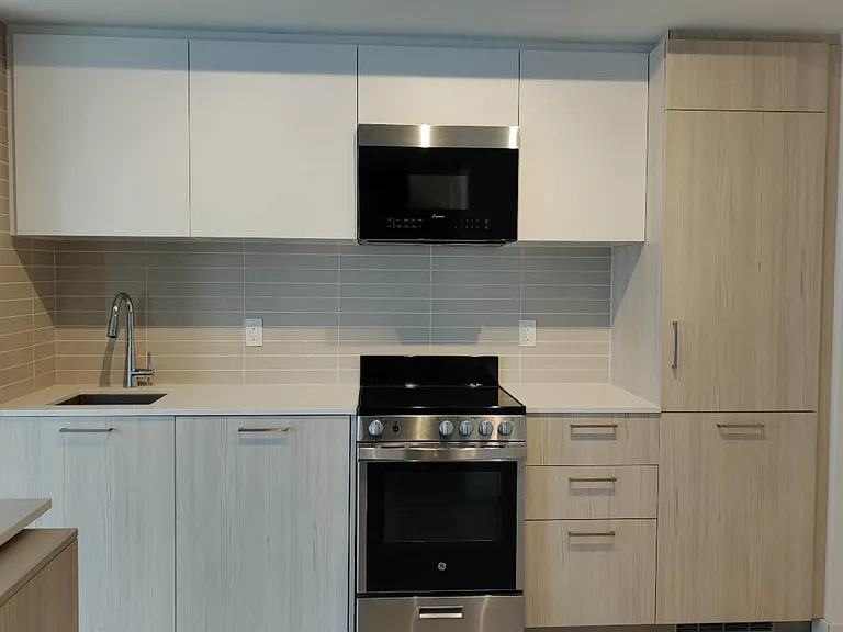 65 Mutual St #1607 — Photo 4