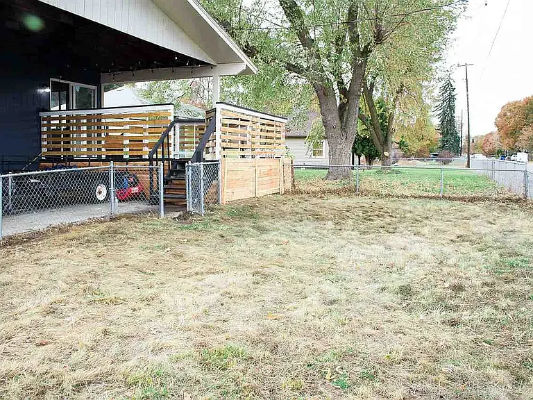 5435 N Morton St — Photo 14