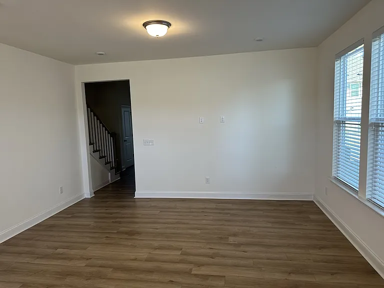 1027 S Point Rd #1 — Photo 10