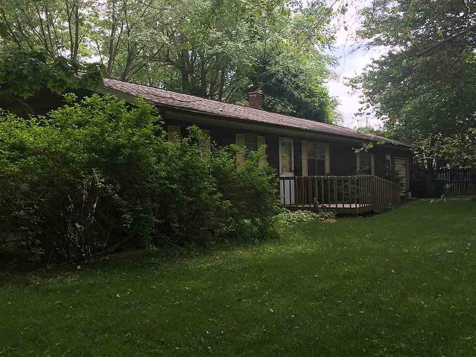 2nd image of 51460 Lily Rd