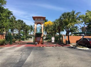 8428 NW 103rd St APT 104C, Hialeah Gardens, FL 33016