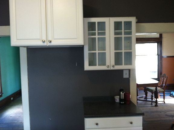 5th image of 503 E River St