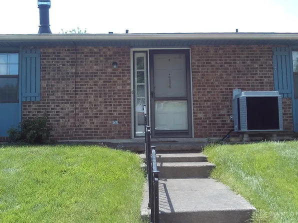 204 Gardengrove Way, Englewood, OH 45322