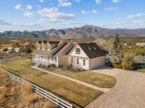 1738 S 3000 E, New Harmony, UT 84757