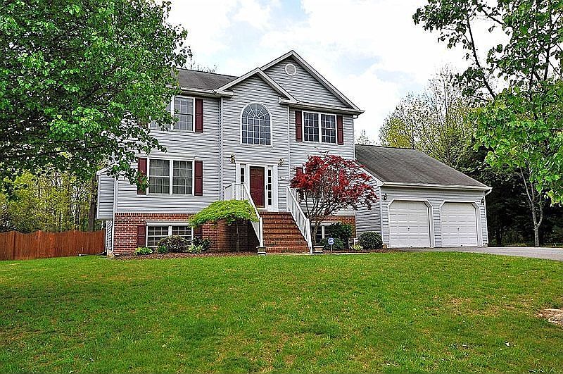 1st image of 607 Yorktown Manor Ct