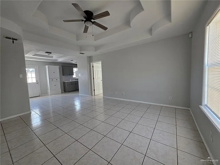 700 Sandpiper Ave — Photo 7