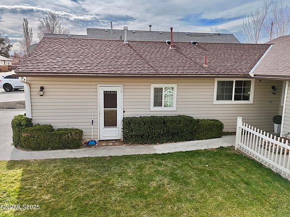 4th image of 455 Connelly St