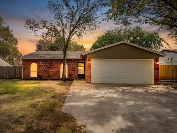 112 Lorie St, Alvarado, TX 76009