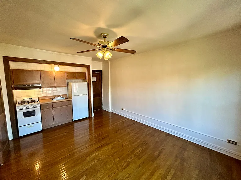 2256 N. Cleveland — Photo 38