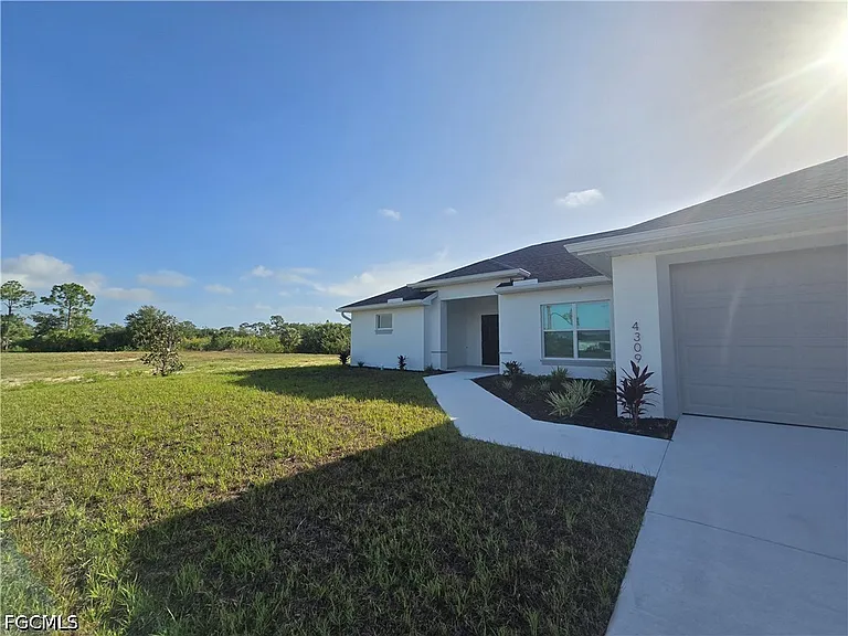 4309 NE 20th Court Cpe — Photo 4