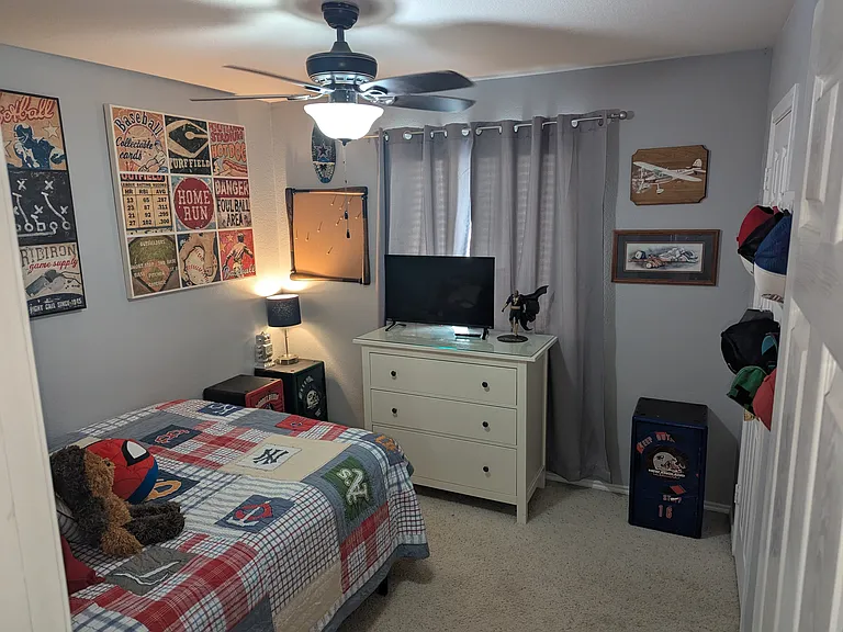 1217 Oak Hollow Ln — Photo 18